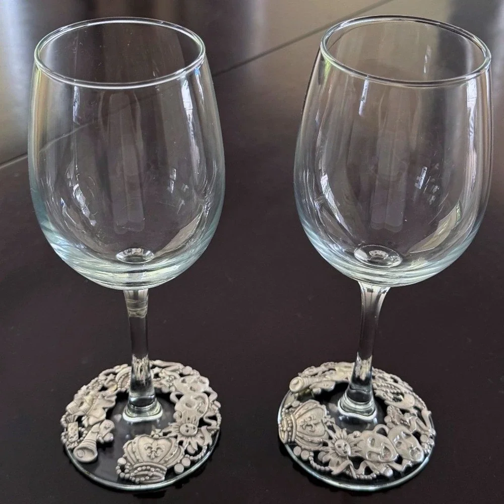 1990's Lindsay Claire Set of 2 Silver Pewter Base Wine Glasses Theater